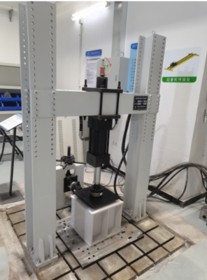 微机控制电液伺服双向动静万能试验机